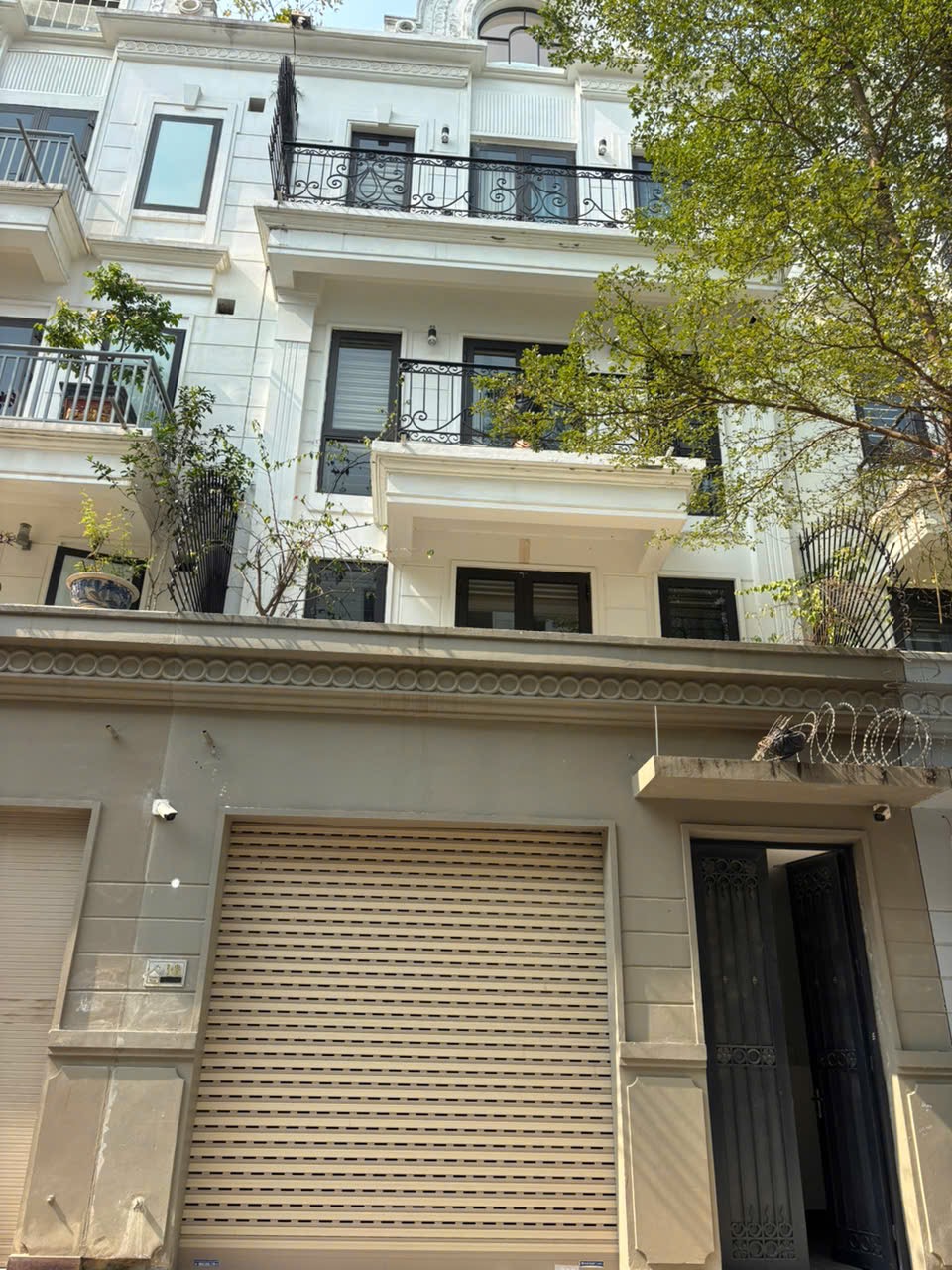 Bán shophouse Hải Phát Trâu Quỳ, Gia Lâm, 87m2 MT 6x15m 4 tầng, Giá bán 20 tỷ có Thương Lượng